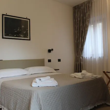 Hotel Ascosa Massascusa